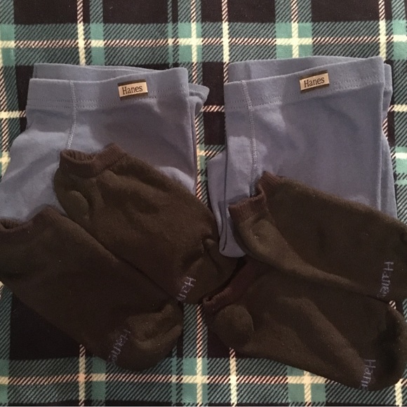 Mens HANES 4 piece Set! Boxer Briefs and ankle socks. 🧦🧦. ( SPECIAL) - Picture 6 of 11